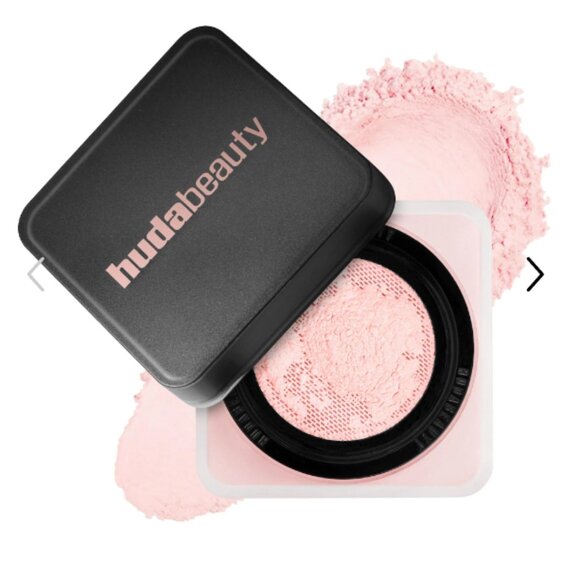 HUDA BEAUTY Other - HUDA BEAUTY Easy Bake Loose Setting Powder - Cherry Blossom Cake